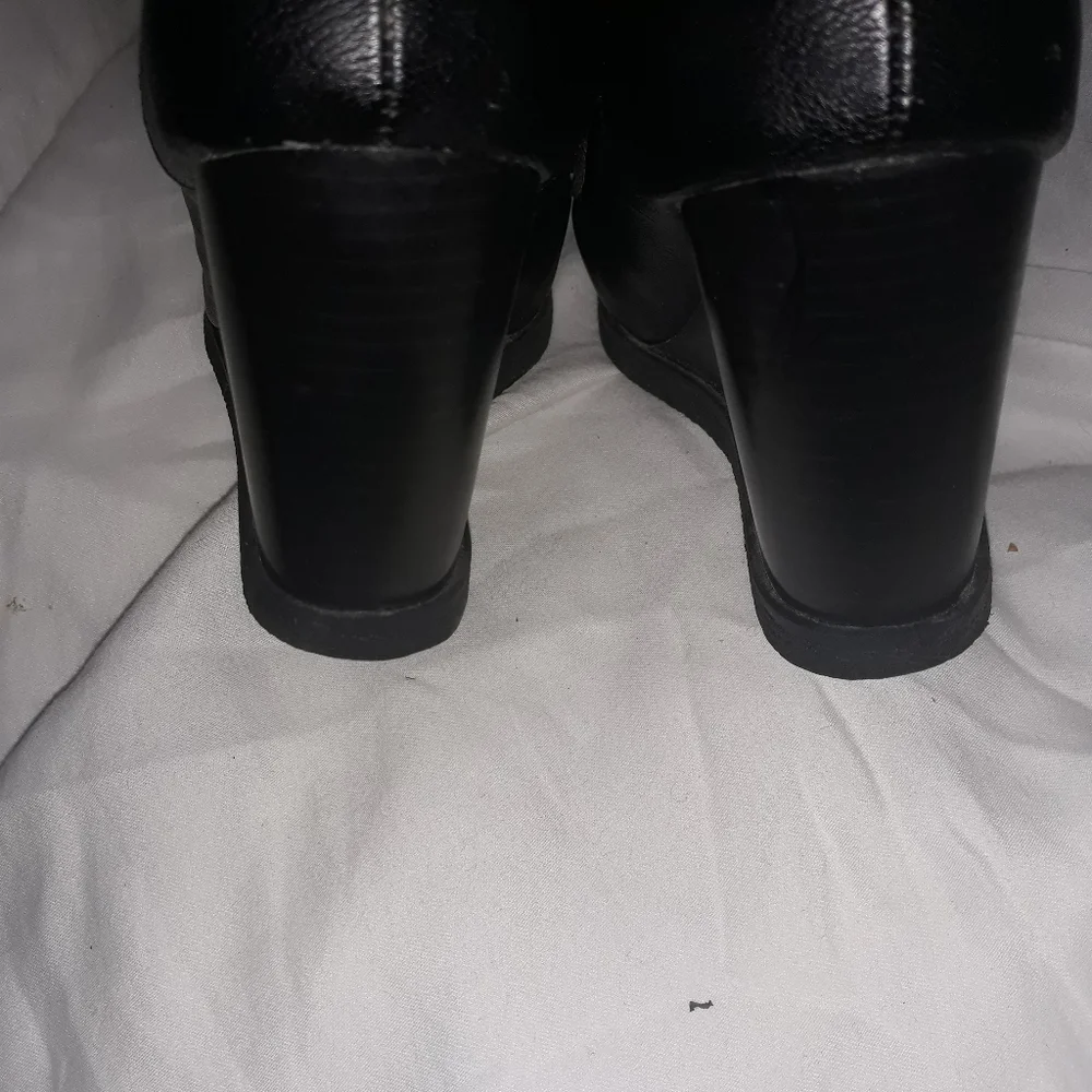 Sun + Stone Womens Jetta Faux Leather Slip On Wedge Heels sz 7 - Picture 3 of 6
